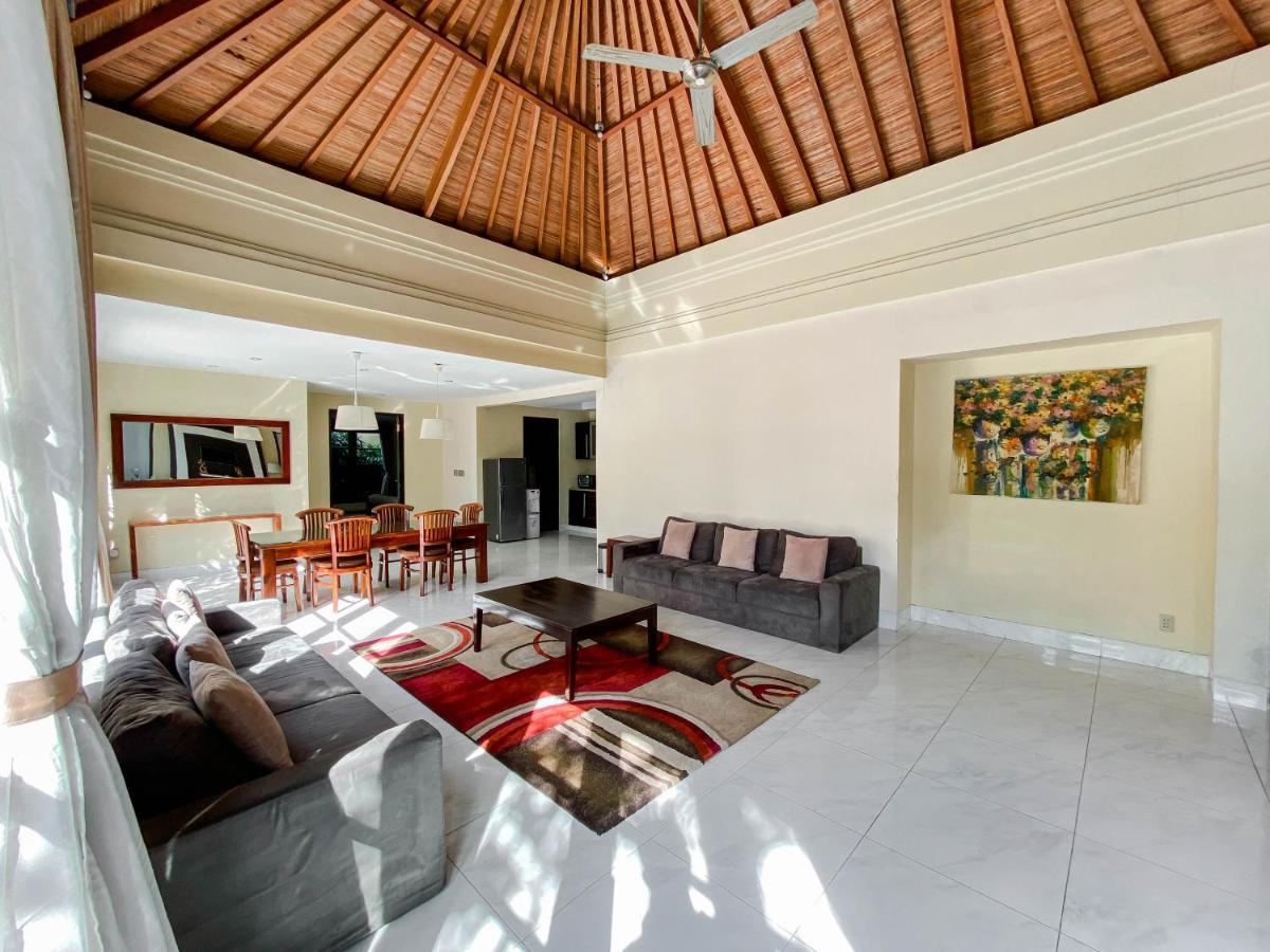 Cometa Villas Seminyak By Premier Hospitality Asia Kültér fotó