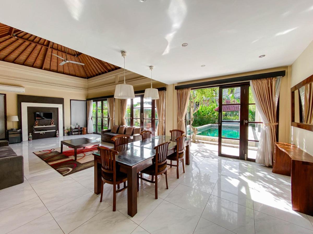 Cometa Villas Seminyak By Premier Hospitality Asia Kültér fotó