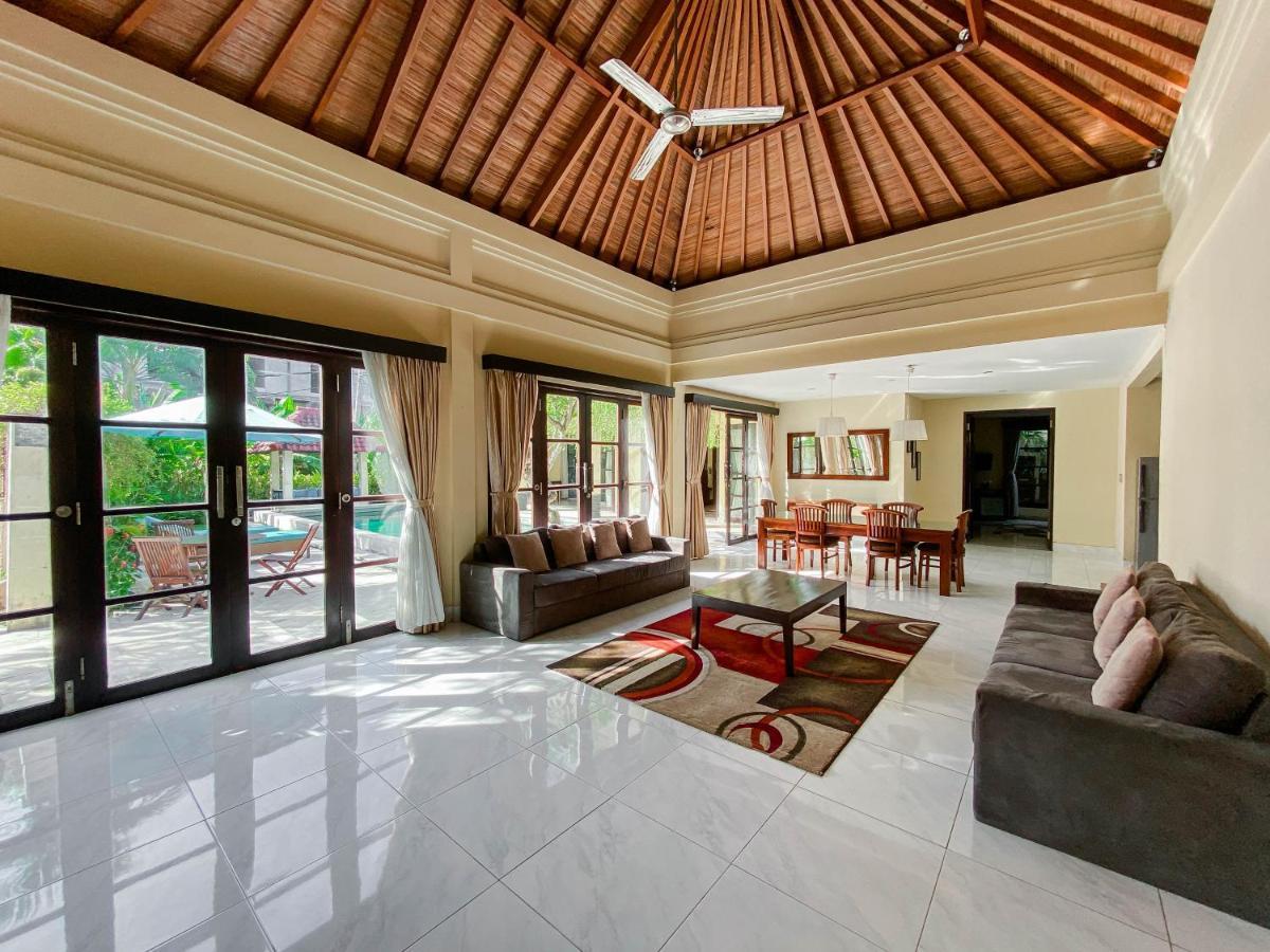 Cometa Villas Seminyak By Premier Hospitality Asia Kültér fotó